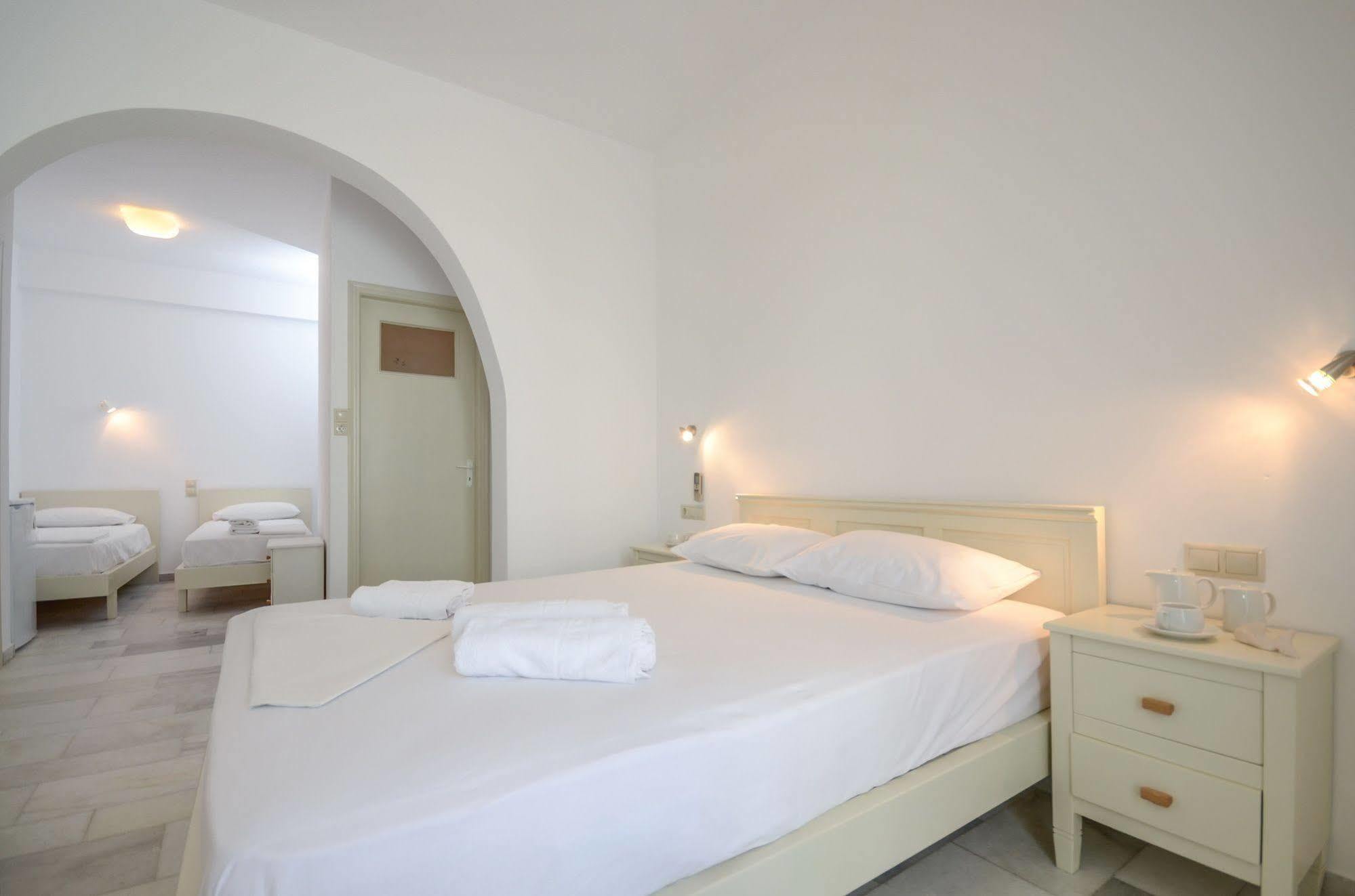 Soula Naxos Hotel Naxos City Екстериор снимка
