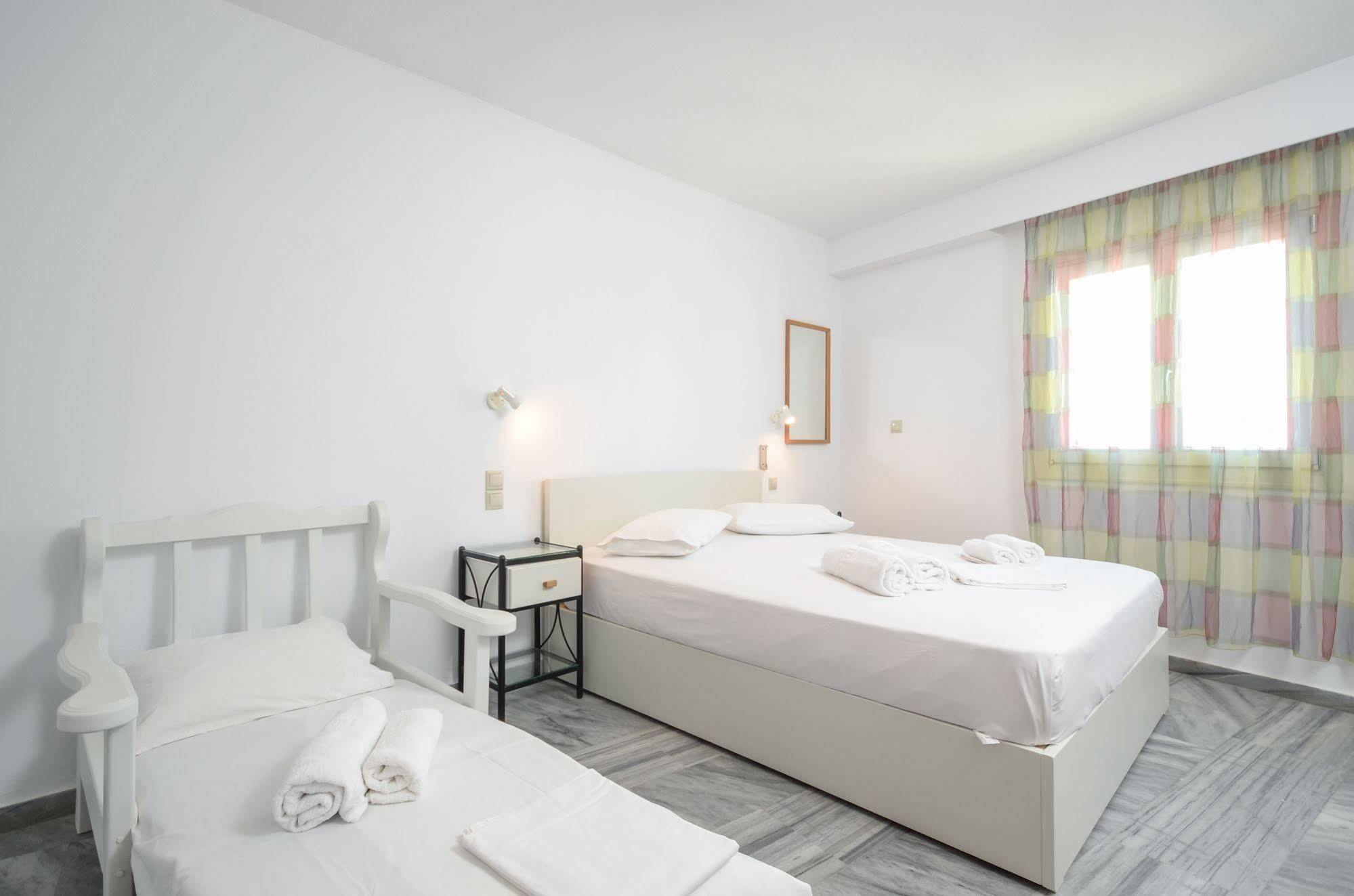 Soula Naxos Hotel Naxos City Екстериор снимка