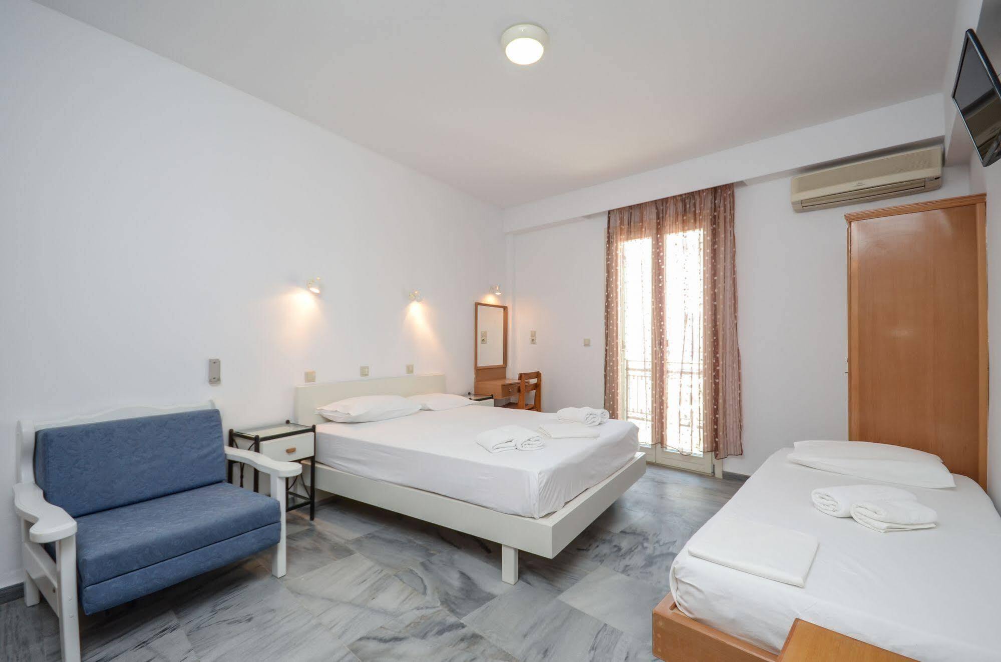 Soula Naxos Hotel Naxos City Екстериор снимка